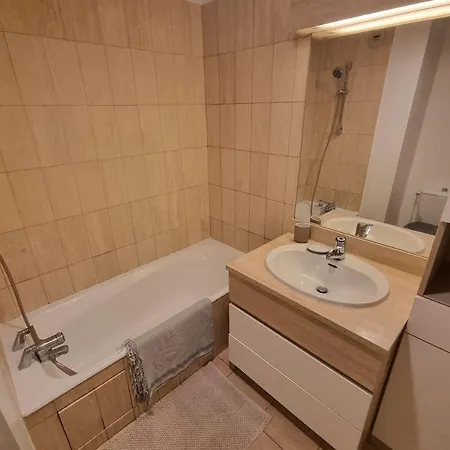 Apartman Nice 63 M With Terrace And Pool In *